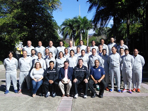Foto grupal del curso de tecnificación de CONCACAF en el ALbergue Olímpico