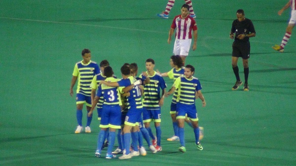 Bayamón FC celebra un gol ante Carolina (Foto: Edwin R. Jusino)