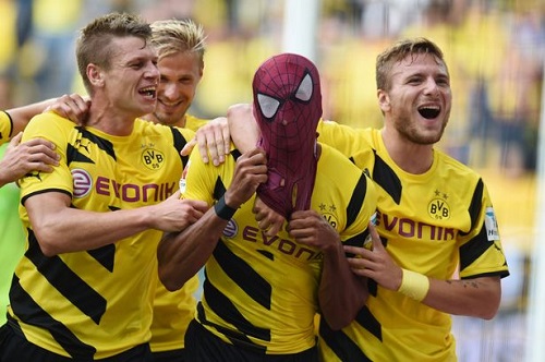 Celebración durante el partido de ls Súper Copa de Alemania. Foto: Mirror. co.uk