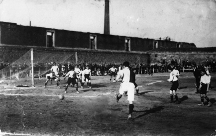 Corralón de Gaiteira, escenario de los partidos de rivalidad entre Club Deportivo y Club Coruña. por Universidad de Navarra.