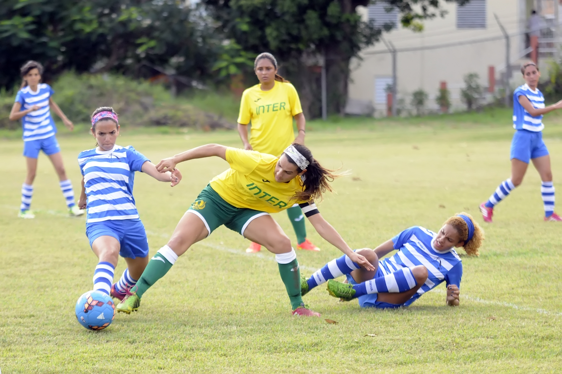 Fútbol femenino a sus últimas fechas de la regular