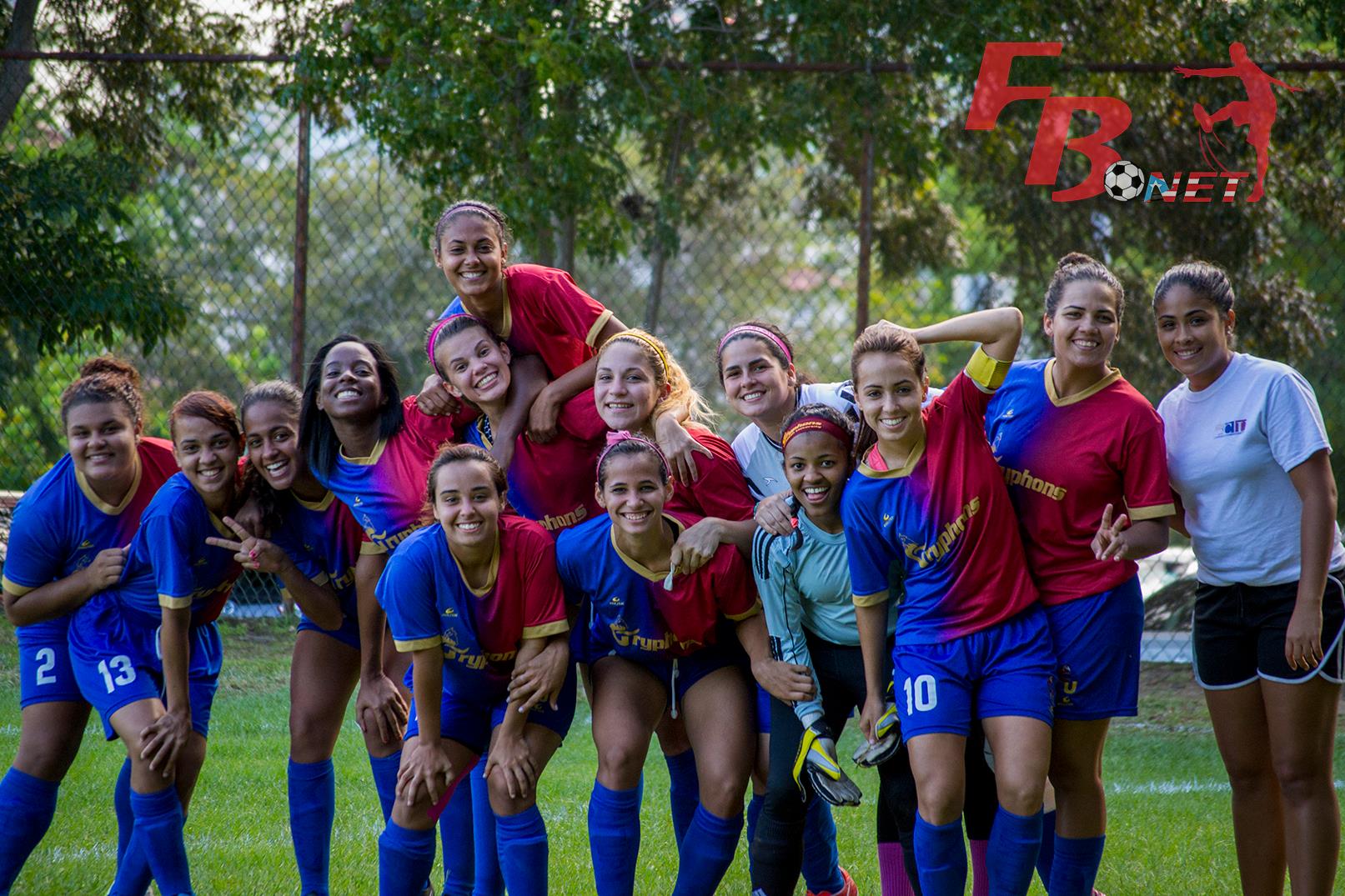 Caribbean sacan de contienda a las lobas