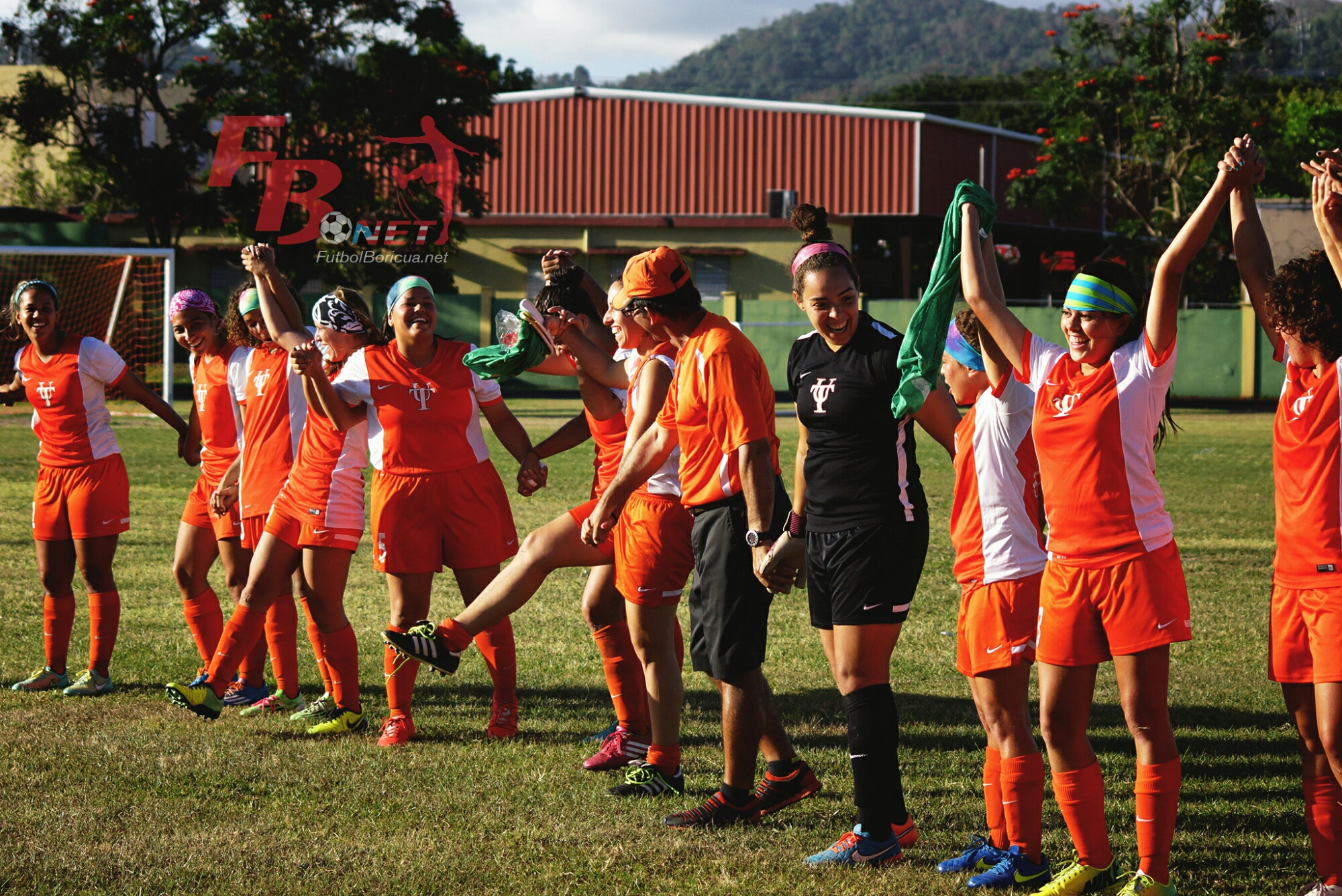 Rumbo a la semifinal las Taínas
