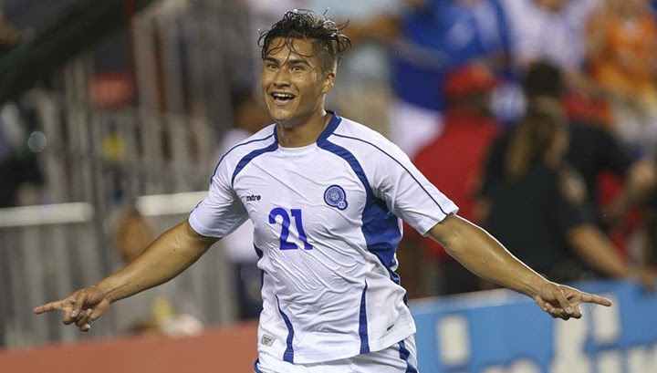FC Edmonton Firma Al Internacional Salvadoreño Dustin Corea
