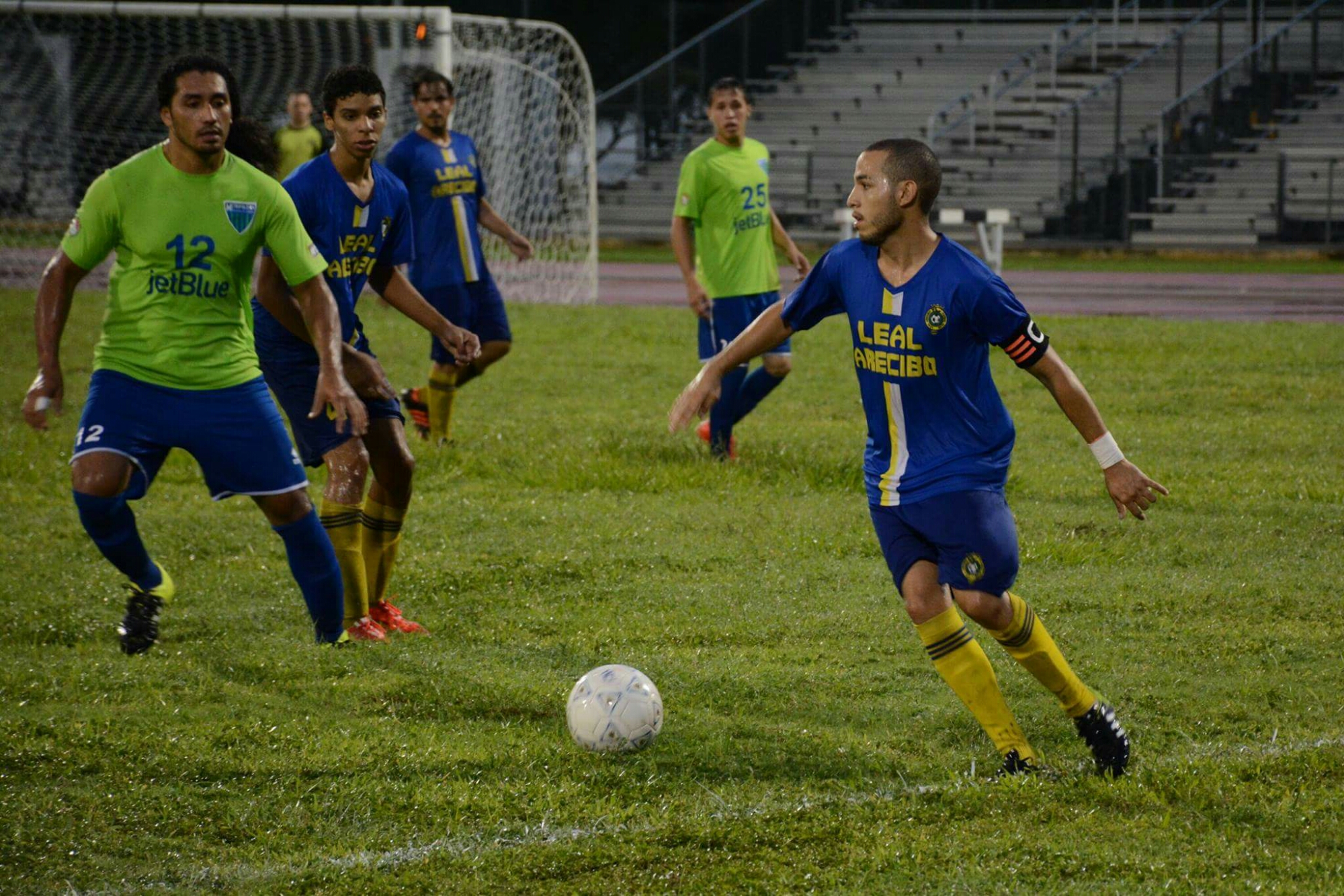 Dividen honores Leal Arecibo y Club Atlético Levittown