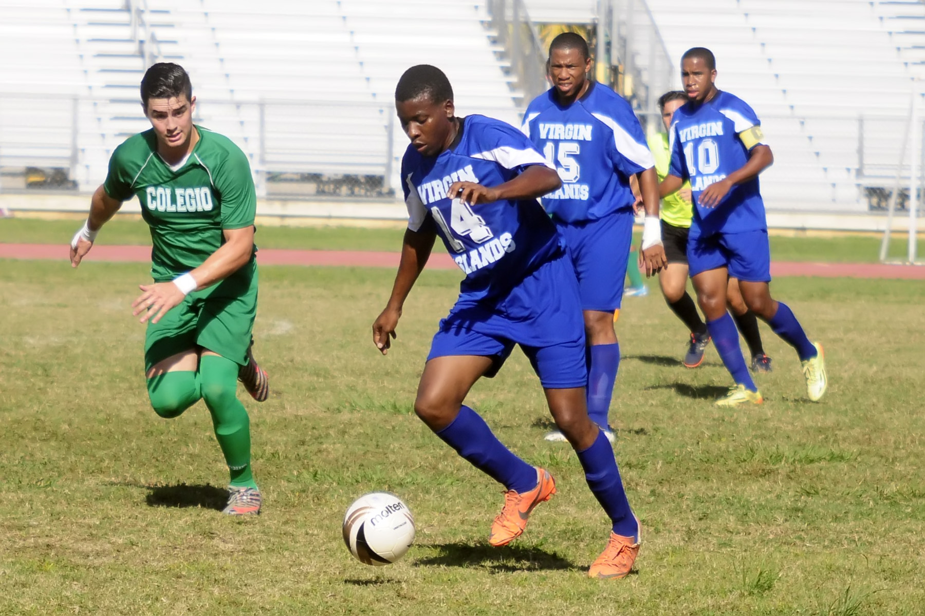 Incertidumbre en el fútbol universitario