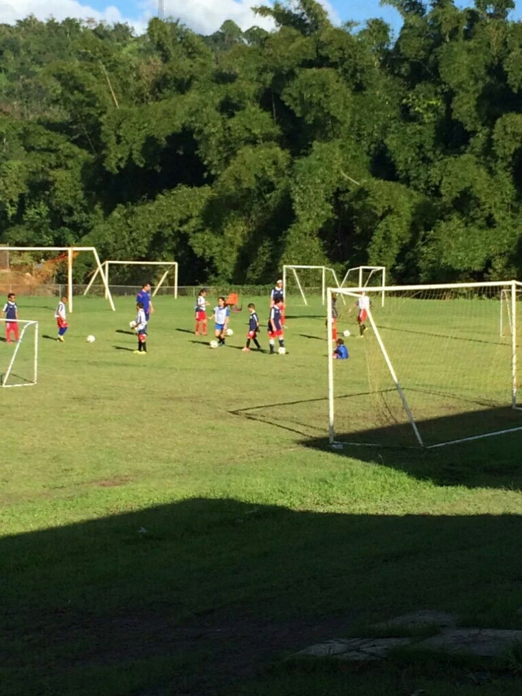 Celebran clínicas navideñas en Juncos