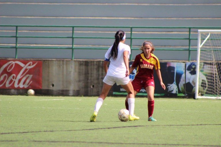 Las toritos se escapan de la gallera con 3 puntos