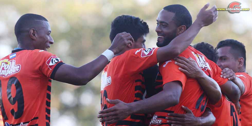 Héctor Ramos debuta con gol con el Águila