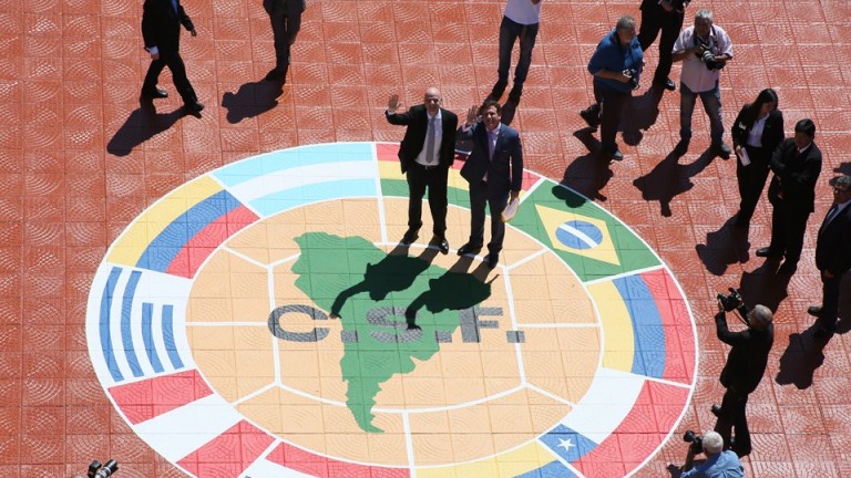 Reformas y desarrollo, principales temas de la visita de Presidente de FIFA a Paraguay