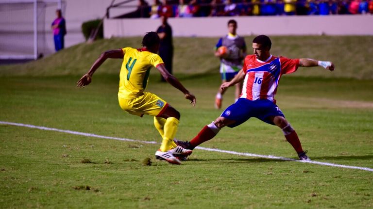 Sobre el prejuicio contra el jugador boricua y la política federativa