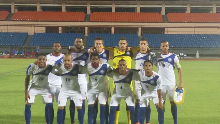 Puerto Rico remonta y gana en penales