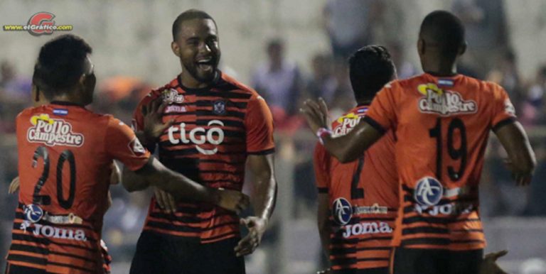 Prensa salvadoreña da por hecho el fichaje de Héctor Ramos al Puerto Rico FC