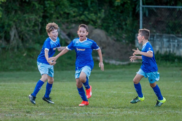 Los especialistas en Soccer regresan con el campamento de verano en el Colegio San Ignacio
