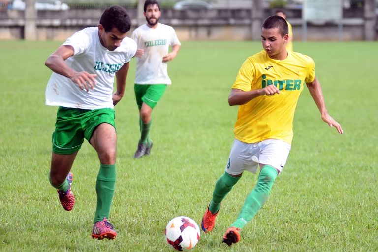 ​Empatan Inter y Colegio en el clásico de fútbol