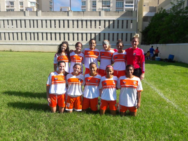 CONTUNDENTE INICIO DE CRIOLLAS Y CHALLENGERS EN COPA SUPERIOR FEMENINA