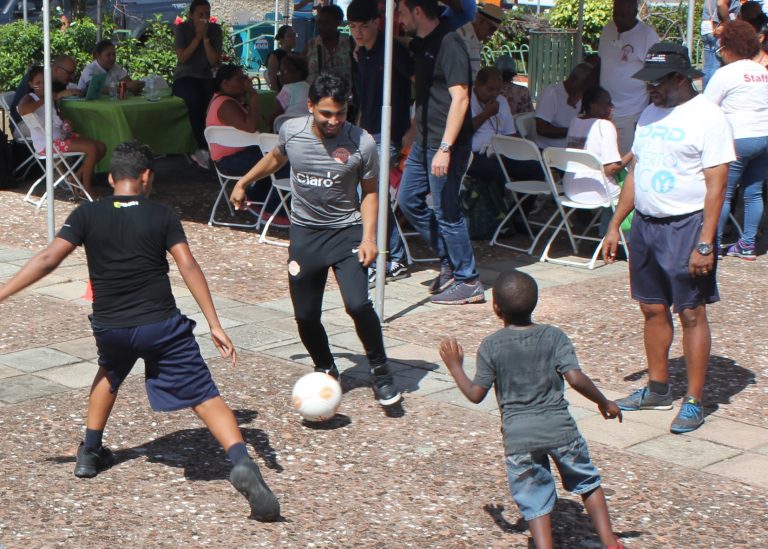 PRFC lleva fútbol a Loiza junto a DRD con Puerto Rico