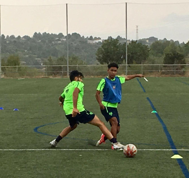 Jesús Villegas Cerda busca espacio en las inferiores del Levante UD