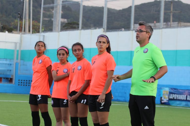 Federación no extenderá contrato de David Guillemat pasado el 31 de julio