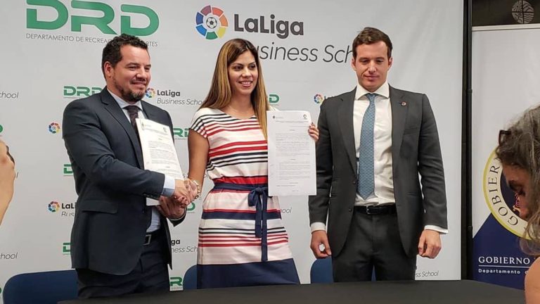 Federación somete moción para desestimar caso Cornejo v. FPF