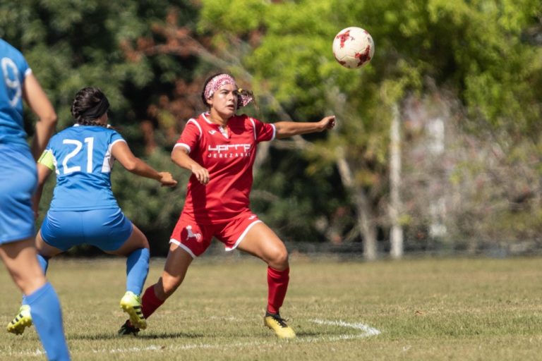 Listas las semifinales de fútbol femenino