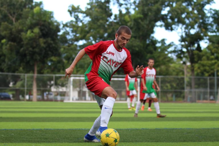 Gallitos y Toritos dejan sin goles a sus rivales en la continuación del fútbol