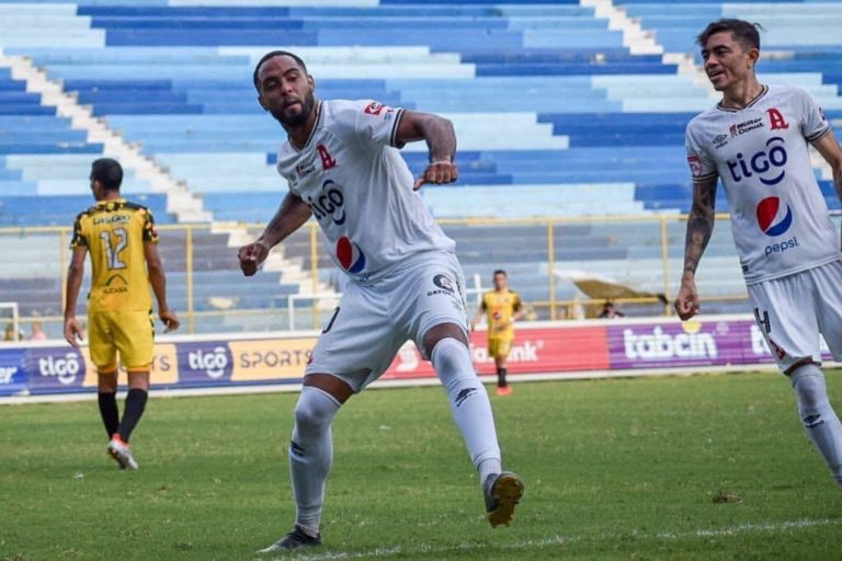 Héctor «Pito» Ramos da victoria al Alianza FC