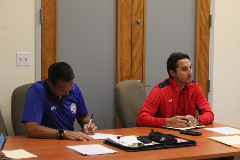 Miembro del Comité Ejecutivo de la Federación en posibles problemas éticos