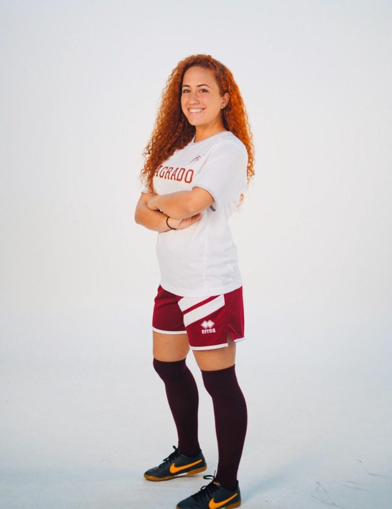 Rocío Fernández en sacrificio por otras estudiantes-atletas en Sagrado