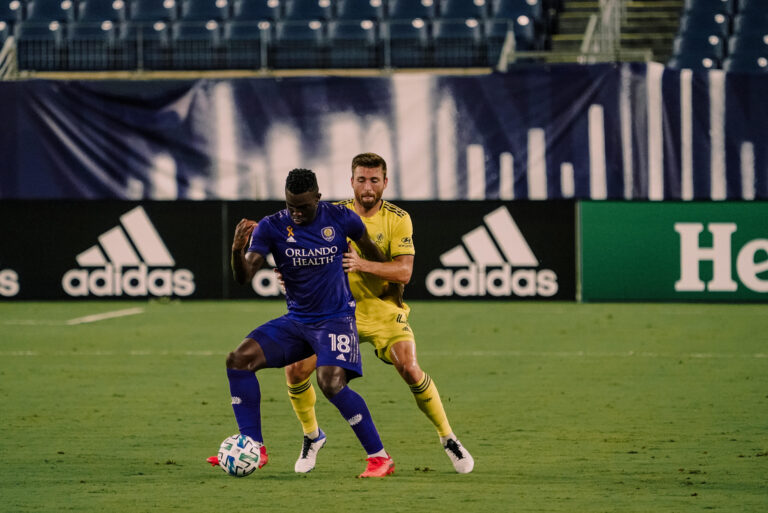 ¡Cantando bajo la lluvia!