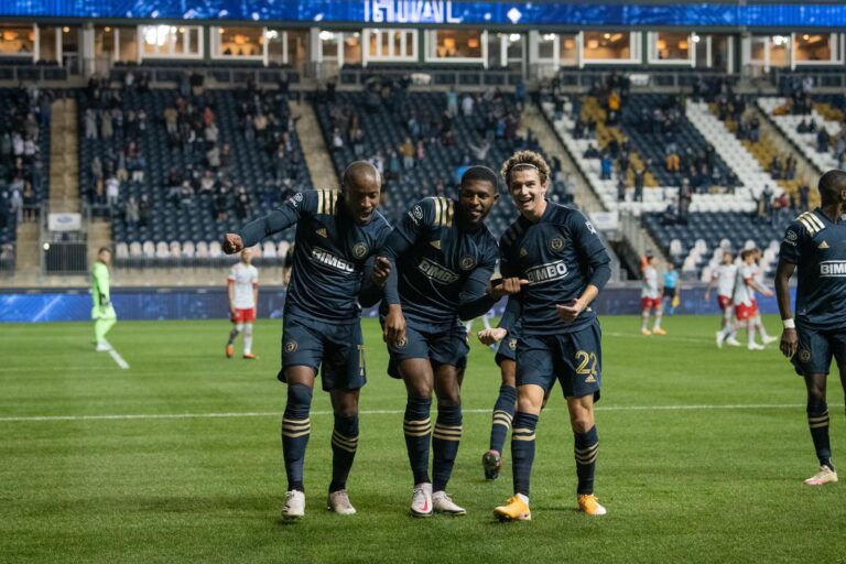 Philadelphia Union le da de pasta y queso a Toronto FC