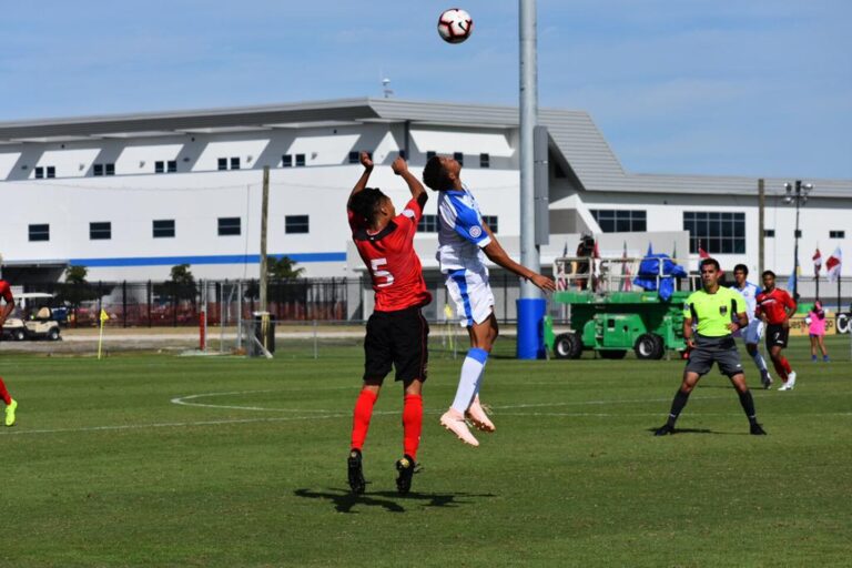 Continúan activos los futbolistas puertorriqueños en la península ibérica