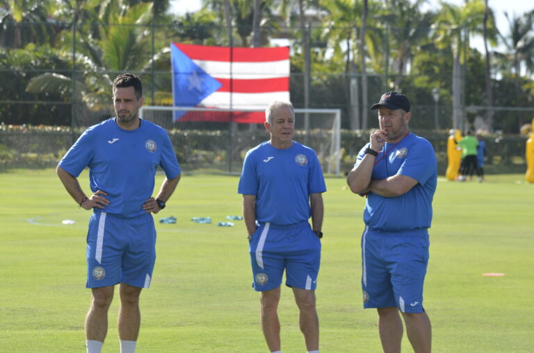 Huracán Azul completó primer entrenamiento con Sarachan