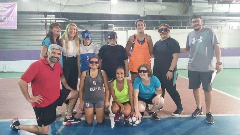 Oportunidad para chicas no videntes