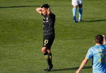 Debut complicado y resultado justo