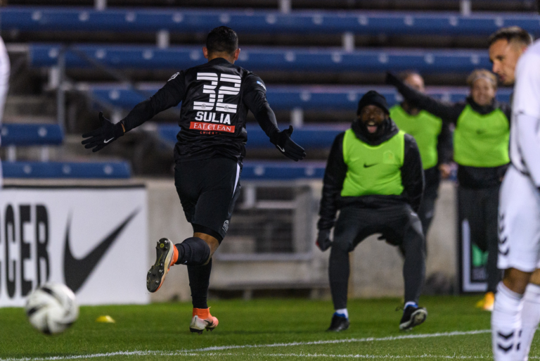 Rodolfo Sulia debuta como goleador con el Chicago House AC