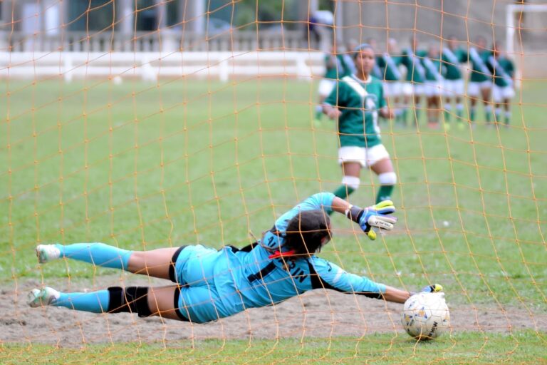 Es el turno para el fútbol femenino LAI