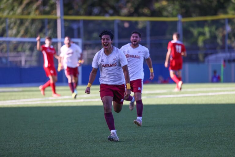 Los Delfines de Sagrado eliminan al campeón de fútbol y obtienen su primera final desde 1986 en la LAI