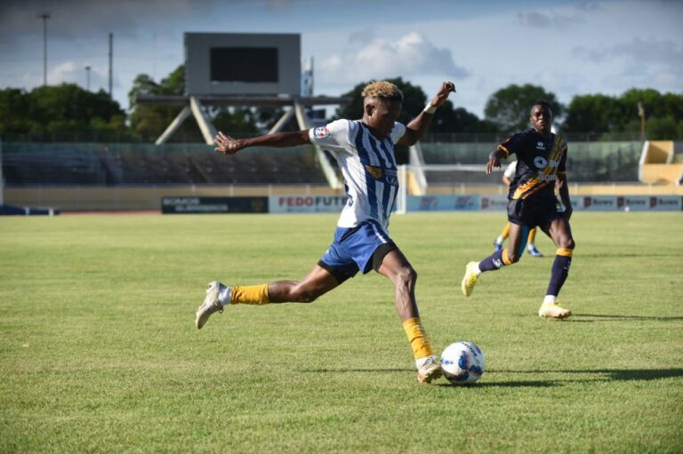 Dos partidos el sábado y dos más el domingo en la continuación de la LDF