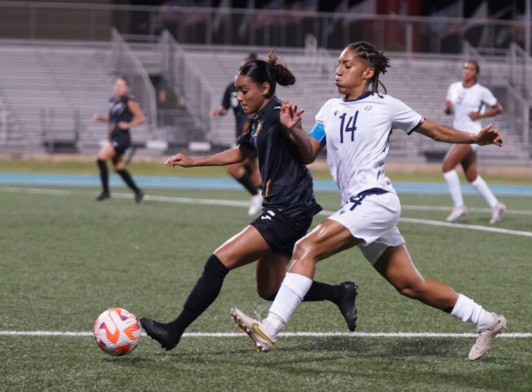 CON UN FÚTBOL DE ALTO NIVEL PUERTO RICO Y REPÚBLICA DOMINICANA EMPATAN EL PRIMER AMISTOSO