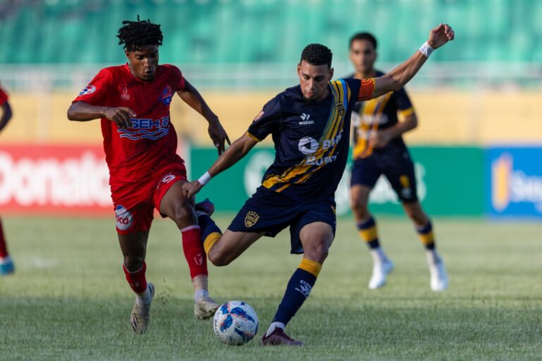 Pantoja cierra con triunfo la fase regular de la temporada 2023