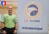 Héctor L. Santos amplía sus conocimientos, ahora también arbitra torneos de Futsal