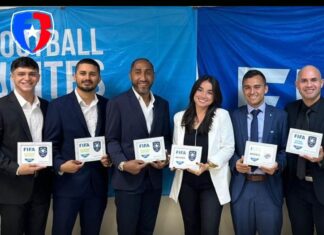 Histórico, 9 árbitros puertorriqueños reciben gafete FIFA